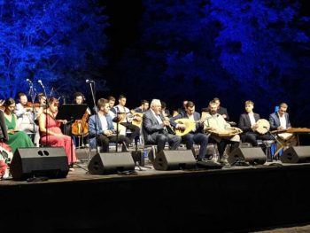 “Μάγεψαν” το κοινό Πετρολούκας Χαλκιάς και Βασίλης Κώστας