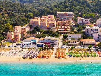 Κρυστάλλινες οι παραλίες στην Ήπειρο