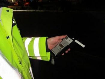 Χειροπέδες για σωρεία τροχονομικών παραβάσεων