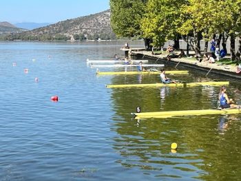 Δυνατές κούρσες στη πρεμιέρα της Β' Φάσης της 17ης Πανελλήνια Συνάντησης Ανάπτυξης με φόντο τους 10 τελικούς 