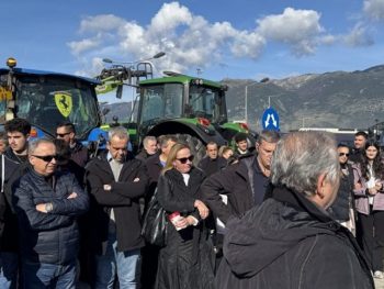 Ο Δήμαρχος Ιωαννίνων στο πλευρό των αγροτών και κτηνοτρόφων