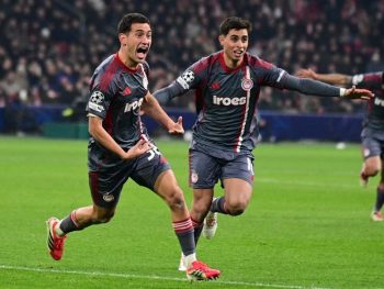 Τεράστιο δίπλο και πρόκριση του Ολυμπιακού στα play off του Champions League