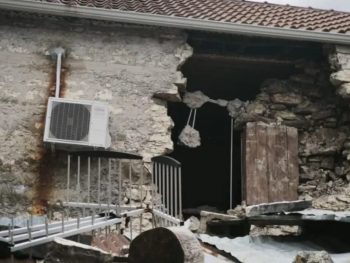 Σύσκεψη στην Περιφέρεια για την αποκατάσταση των ζημιών από τους σεισμούς