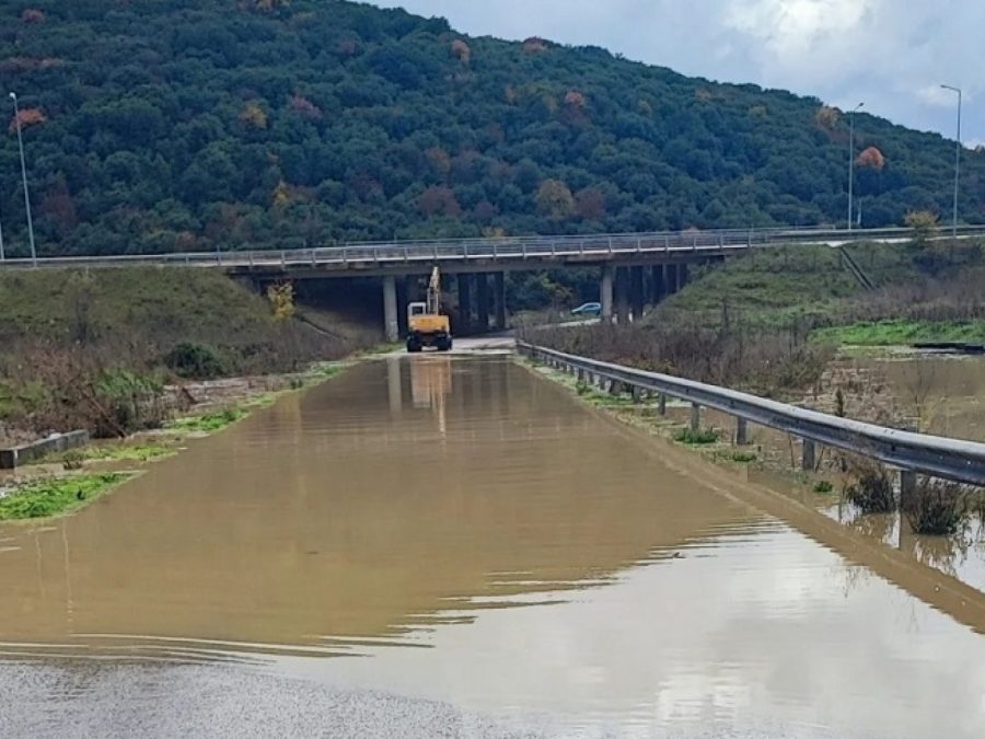 Πλημμύρισε η «παραεγνατία» στο Κουτσελιό