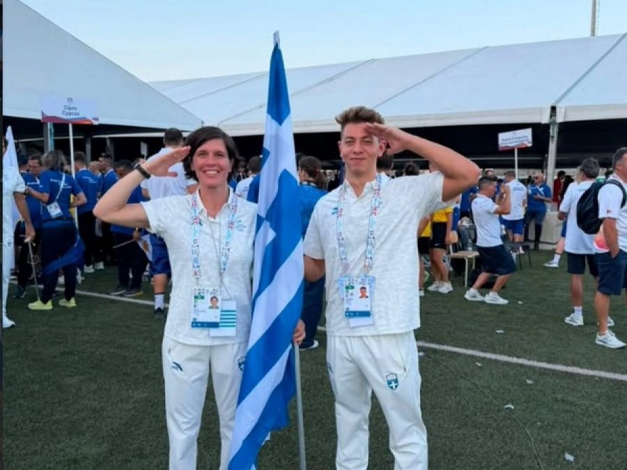 Έλαμπε από χαρά ο σημαιοφόρος Απόστολος Σίσκος - Ο ξεχωριστός ρόλος του Απόστολου Χρήστου