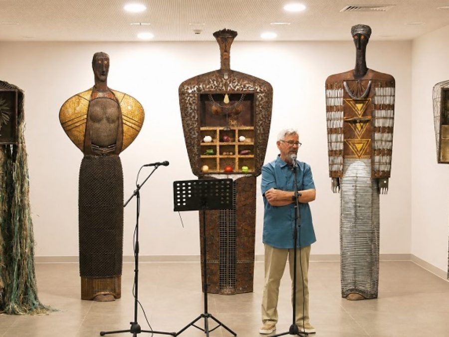 Παράταση έως το τέλος Οκτωβρίου για την έκθεση «Τα Φαντάσματά μου» του Θεόδωρου Παπαγιάννη στο Αεροδρόμιο Ιωαννίνων