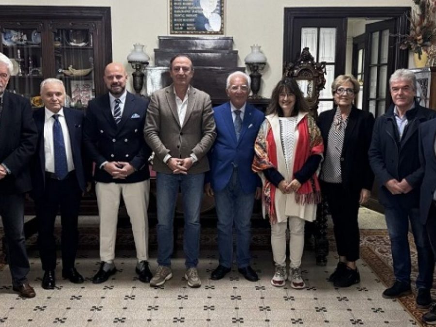 Συνάντηση του Δημάρχου Ιωαννίνων με εκπροσώπους της Διεθνούς Ομοσπονδίας Δημοσιογράφων Τουρισμού