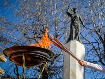 Λαμπαδηδρομία 11 ημερών και 5.202 χλμ.σε όλη την Ελλάδα με 600 Λαμπαδηδρόμους