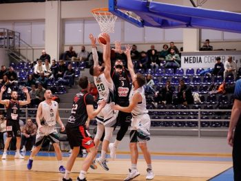 Σε πέμπτο αγώνα η μονομαχία άνοδου στην Elite League για Νήαρ Ηστ και Τρίκαλα 