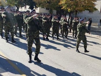 Ιωάννινα.. Λαμπρή παρέλαση και κοσμοπλημμύρα!