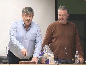 Έκοψε βασιλόπιτα το Δημοτικό Συμβούλιο του Δήμου Πωγωνίου 