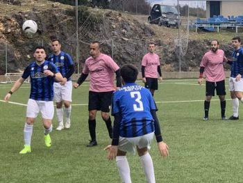 Β' Ερασιτεχνική: Προτελευταία στροφή με τα φώτα στο Πετσάλι 