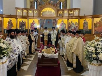 Το Αργυρόκαστρο αποχαιρέτησε τον Μητροπολίτη του