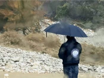 Αυτοψίες και σύσκεψη συντονισμού στη Βόνιτσα με τον Υφυπουργό Κλιματικής Κρίσης και Πολιτικής Προστασίας Κώστα Κατσαφάδο