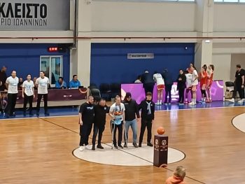 Δεν ξεχνούν τη Μούγιοβιτς - Τιμήθηκε από τους φιλάθλους 