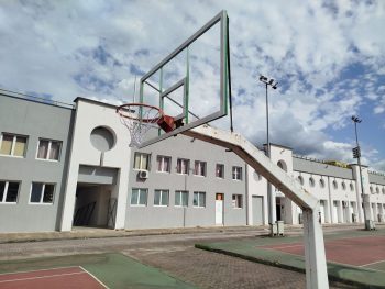 Καινούργια ταμπλό στα εξωτερικά γήπεδα μπάσκετ του ΠΕΑΚΙ 