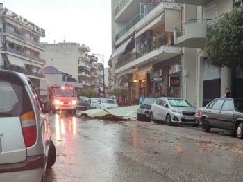 Ηγουμενίτσα: Σοβαρές ζημιές από θυελλώδεις ανέμους