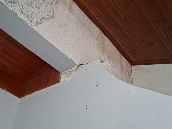 Ξεκίνησαν οι αυτοψίες για τις ζημιές από τον σεισμό της 28ης Ιουλίου 