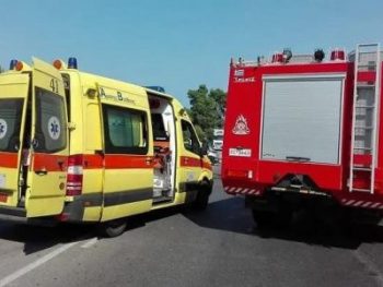 Στο νοσοκομείο δύο άτομα μετά από πτώση αυτοκινήτου σε αρδευτικό αύλακα
