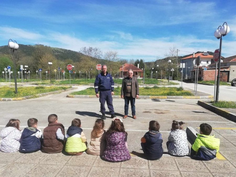 Το Νηπιαγωγείο Καλπακίου υποδέχθηκε το Πάρκο Κυκλοφοριακής Αγωγής