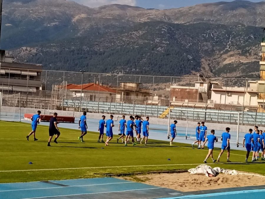 Υπό το βλέμμα των φιλάθλων η προπόνηση στους "Ζωσιμάδες" 