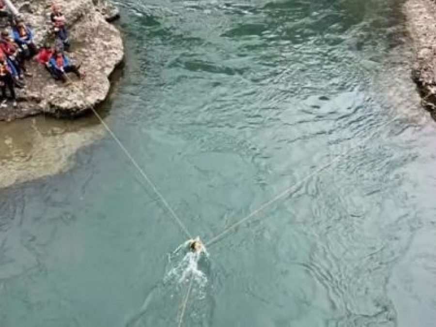 Εγκλωβίστηκαν στο μονοπάτι του Αχέροντα Ολλανδοί τουρίστες