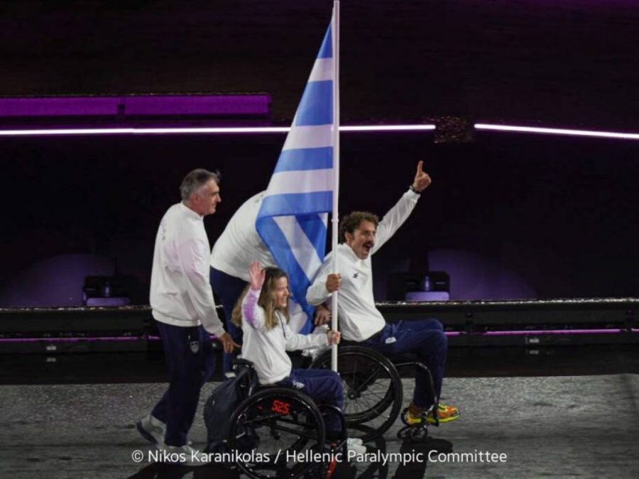 ΠΑΡΙΣΙ 2024: Η Σημαία μας στην Τελετή Λήξης