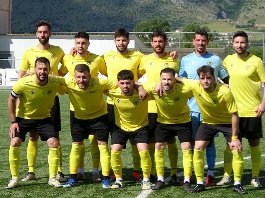 Αυλαία για το γόητρο