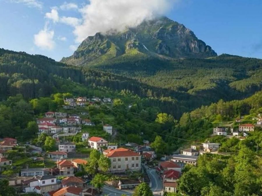 Πρόταση θεσμοθέτησης Ιστορικού Κέντρου Πραμάντων και κόκκινο κεραμίδι