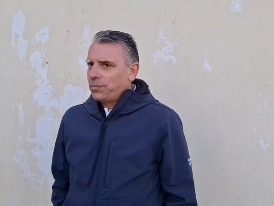 "Διαζύγιο" με τον Ανέστη Ζώη