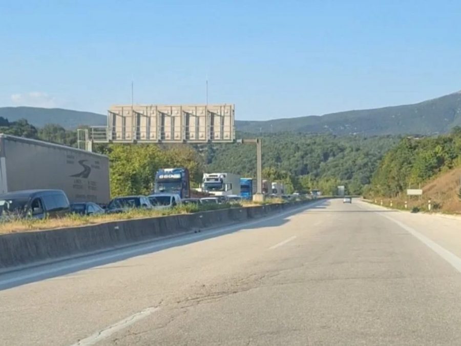Εκτροπή ΙΧ πριν τα διόδια Τύριας