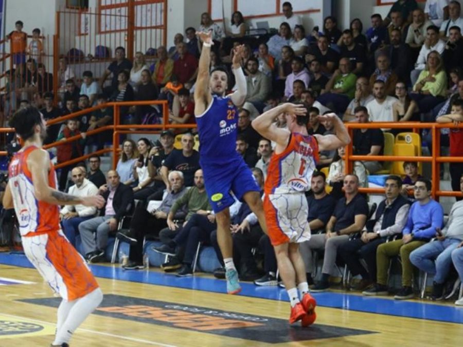 Elite League: Τρίποντο 40%+ στα μισά ματς!