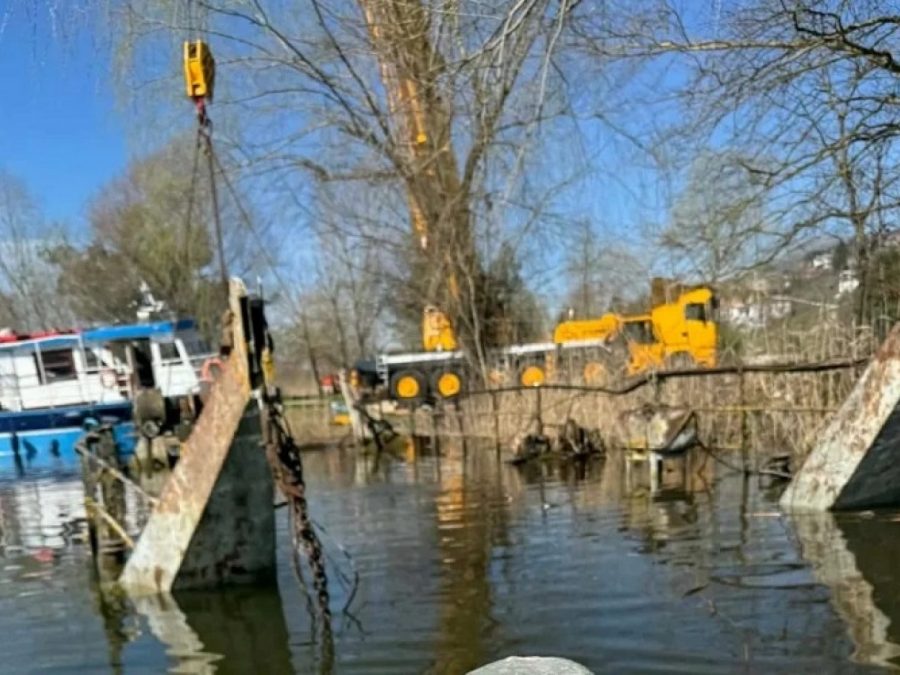 Οριστικό τέλος για τη βυθισμένη πλατφόρμα της Παμβώτιδας μετά από 18 χρόνια