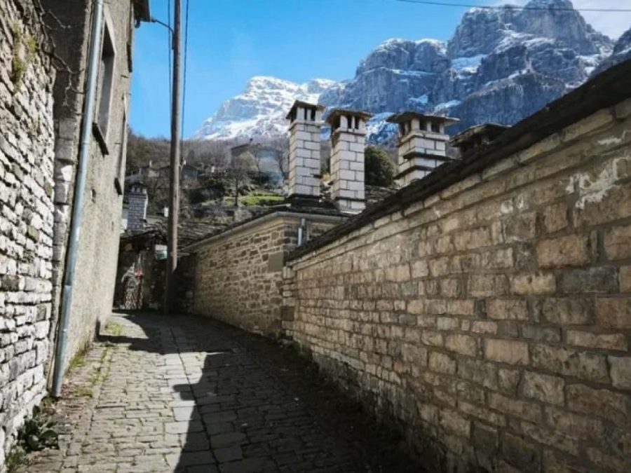 «Παγωμένο» Πάσχα στην Ήπειρο- Η ακρίβεια και τα διόδια «φρέναραν» την έξοδο